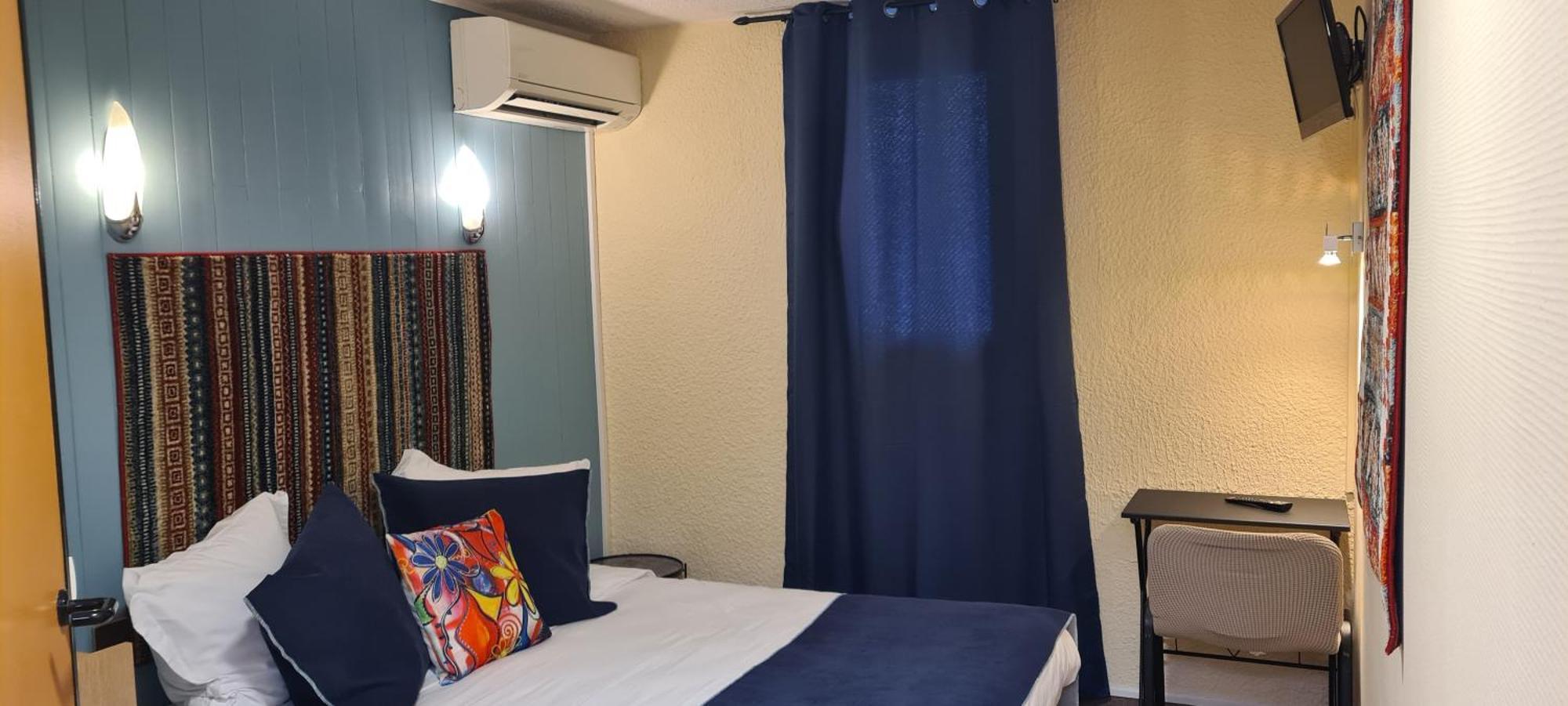 Hotel L'Etoile Aeroport - A61 การ์กาซอน ภายนอก รูปภาพ